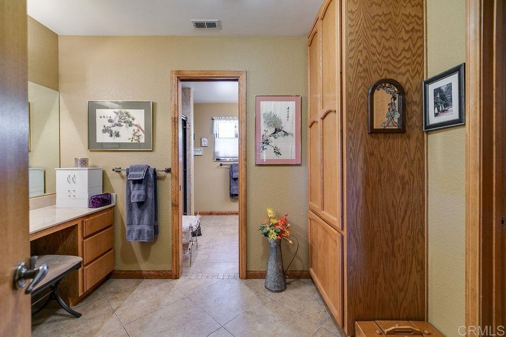 14705 Vesper Road Valley Center, CA 92082 - Photo 7 of 25