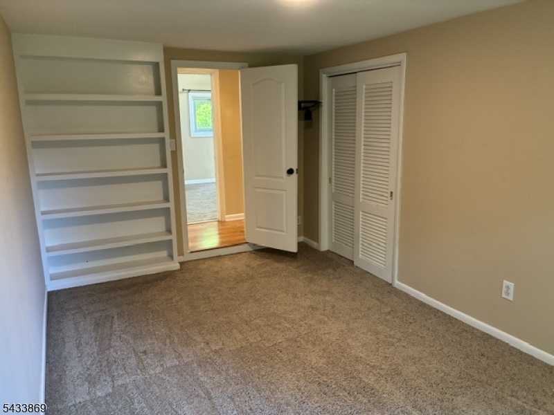 19 Crescent Road Wayne, NJ 07470 - Photo 6 of 26