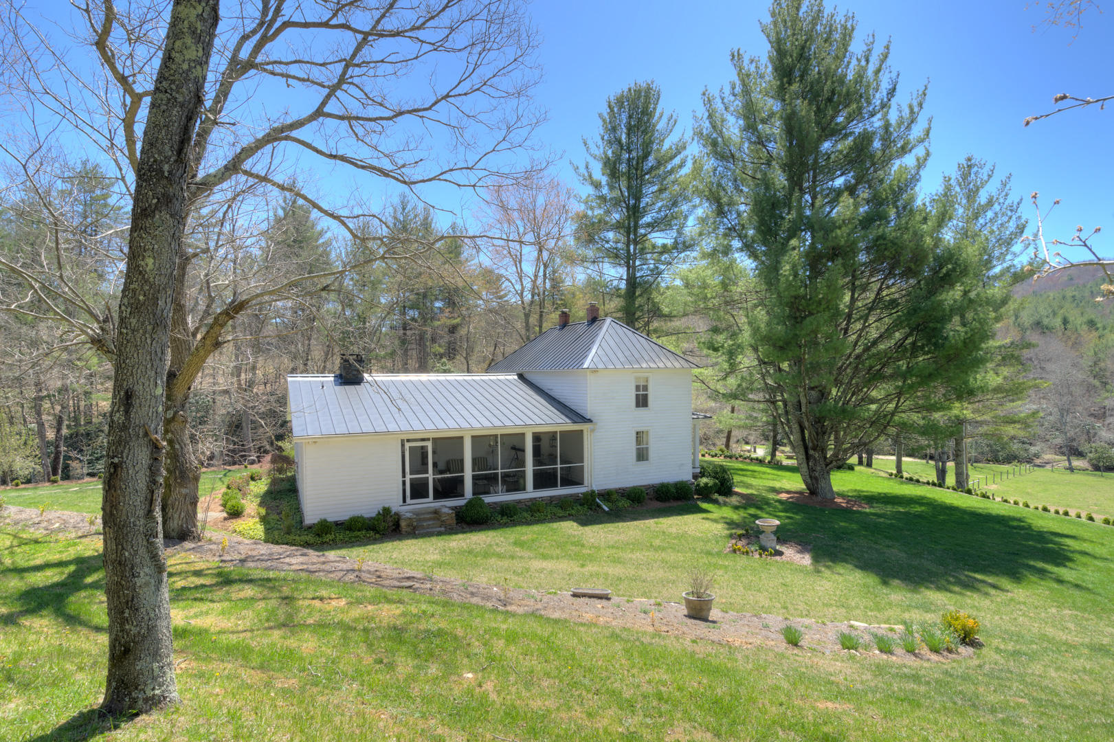 535 Weddle Road Willis, VA 24380 - Photo 23 of 104 535_WeddleRd_Web-19