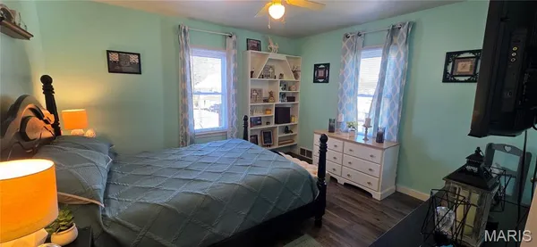 $189,000 | 328 Van Zant Street, Chester, IL 62233