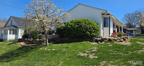 $189,000 | 328 Van Zant Street, Chester, IL 62233