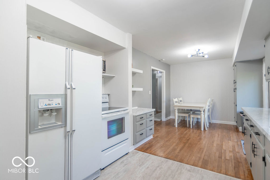 1274 Price Road Avon, IN 46123 - Photo 13 of 29