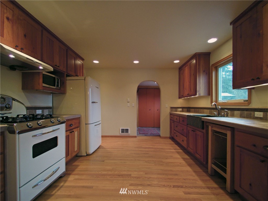 63 Gehrke Road Port Angeles, WA 98362 - Photo 8 of 25 Gallery Image 8