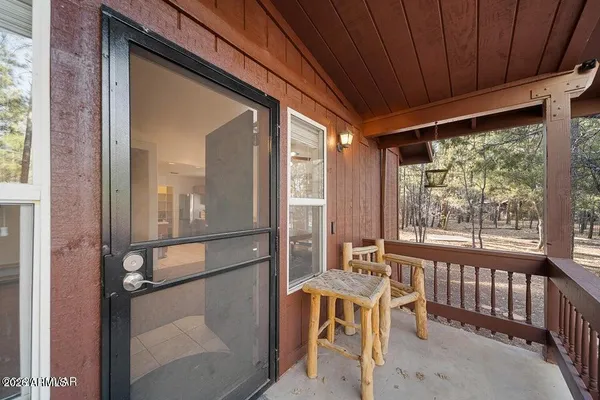 $1,015,000 | 297 Fox Lane, Lakeside, AZ 85929