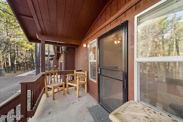 $1,015,000 | 297 Fox Lane, Lakeside, AZ 85929