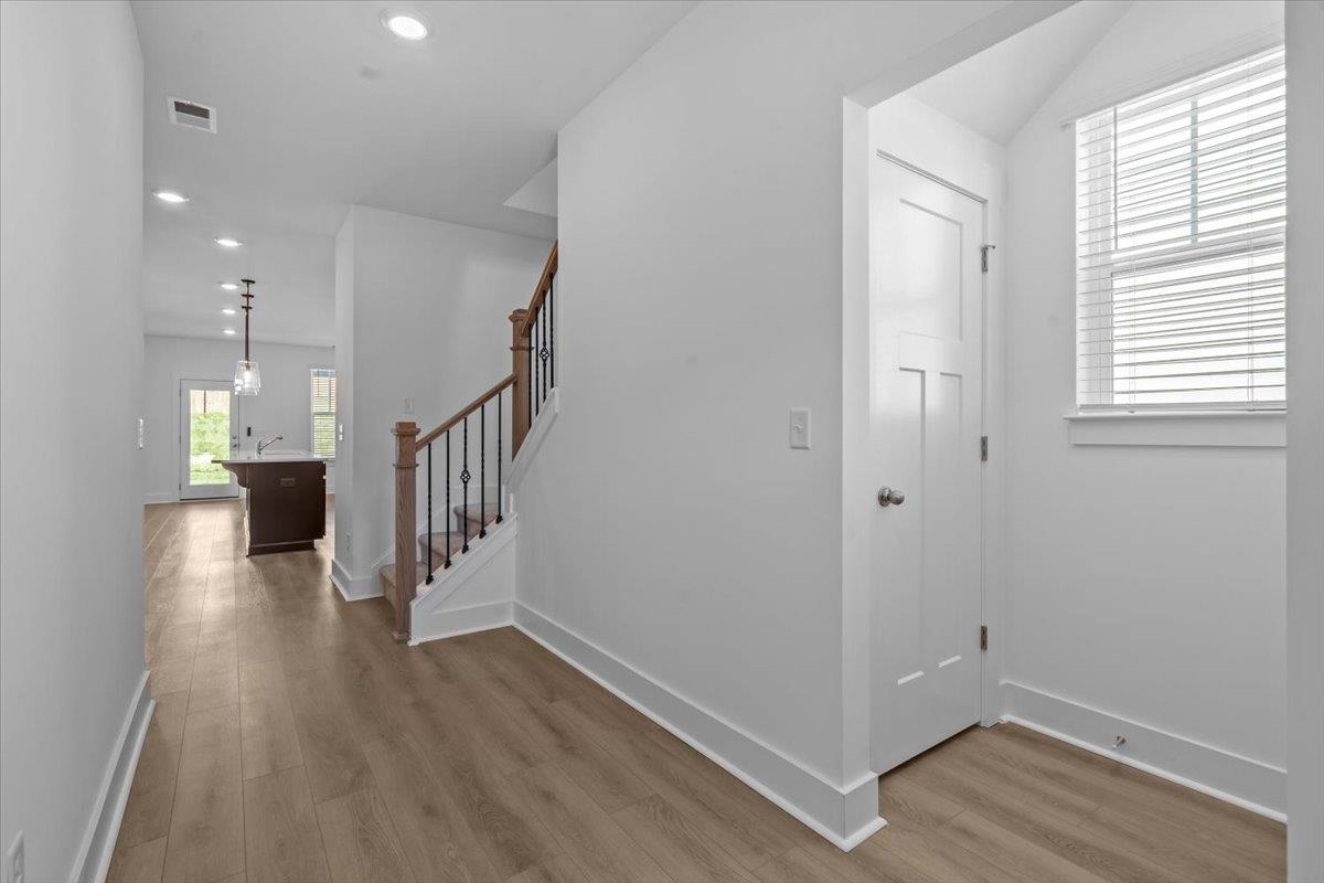 1313 Algeddis Drive Greer, SC 29651 - Photo 4 of 32