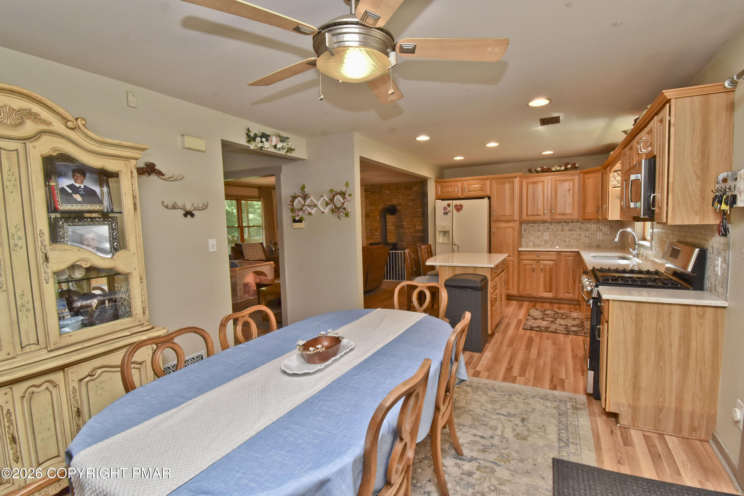 186 Quiet Valley Road Stroudsburg, PA 18360 - Photo 8 of 64 2 Kitchen (6)