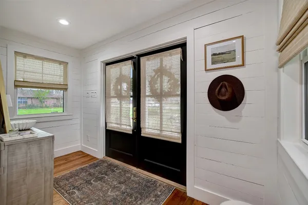 a view of hallway with washer and dryer
