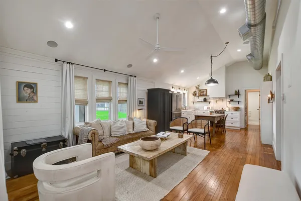 $3,200 | 507 Mason Street, Tomball, TX 77375