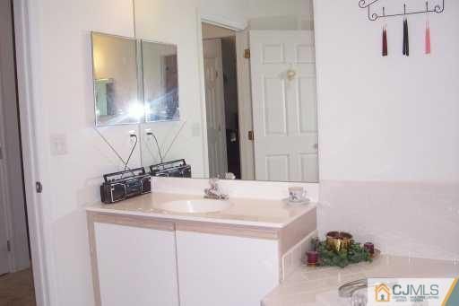 105 Inverness Drive Edison, NJ 08820 - Photo 8 of 8 Gallery Image 8