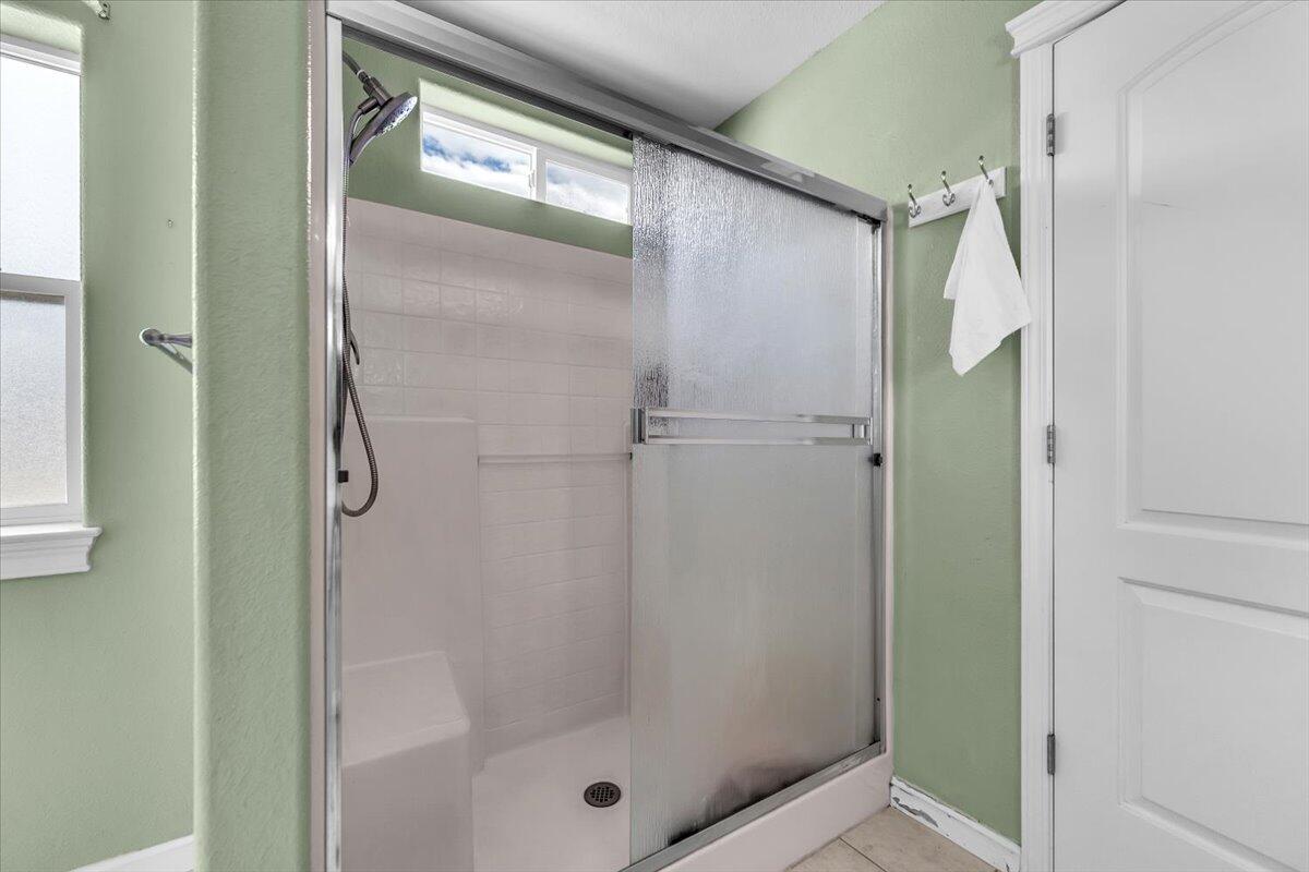 7728 Pit Road Redding, CA 96001 - Photo 16 of 32 26-DSC09317