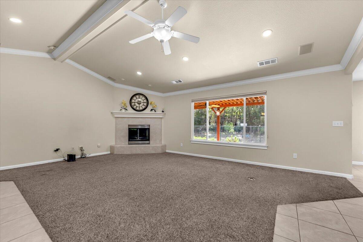 7728 Pit Road Redding, CA 96001 - Photo 3 of 32 07-DSC09377