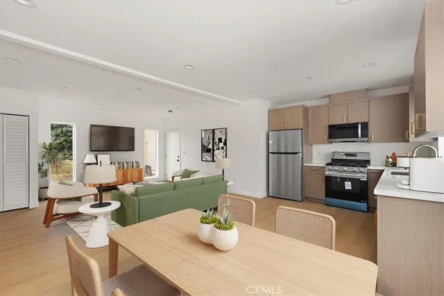 $4,500 | 642 East Fairview Boulevard, Unit C, Inglewood, CA 90302