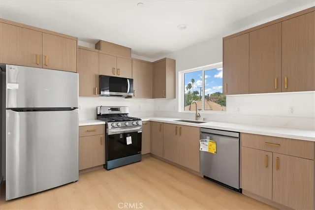 $4,500 | 642 East Fairview Boulevard, Unit C, Inglewood, CA 90302