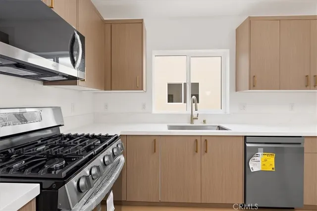 $4,500 | 642 East Fairview Boulevard, Unit C, Inglewood, CA 90302