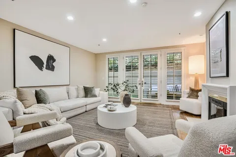 $1,395,000 | 575 South Barrington Avenue, Unit 107, Los Angeles, CA 90049