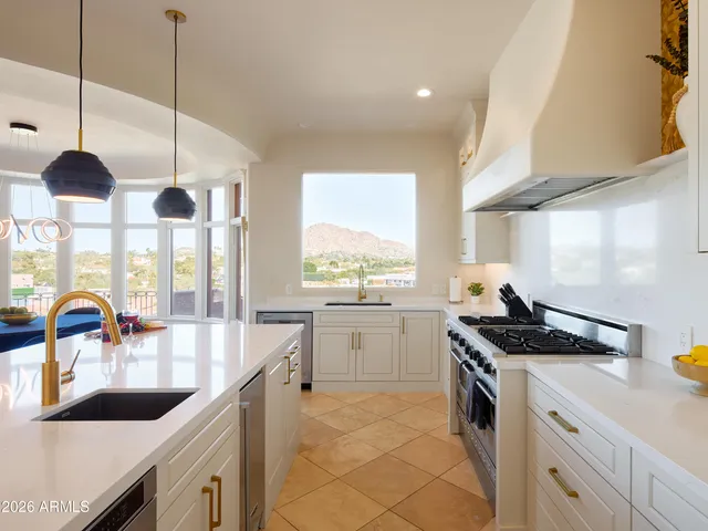 $35,000 | 4490 East Valley Vista Lane, Paradise Valley, AZ 85253