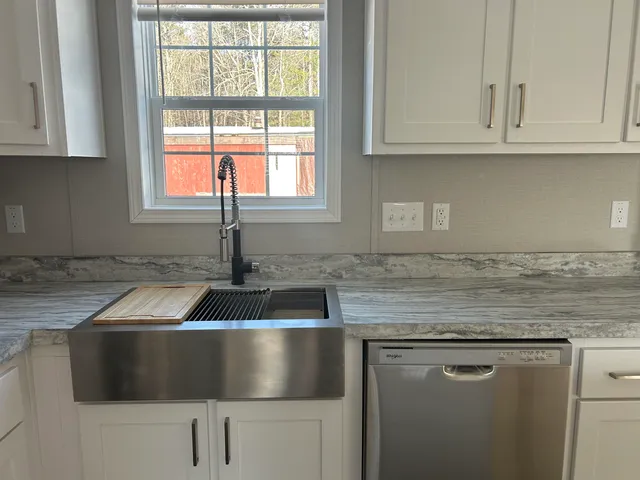 $249,900 | 11 Country Ridge Park, Rochester, NH 03867