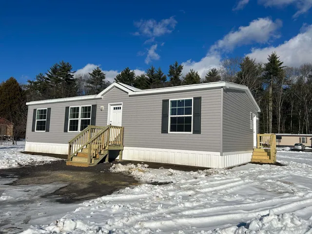 $249,900 | 11 Country Ridge Park, Rochester, NH 03867