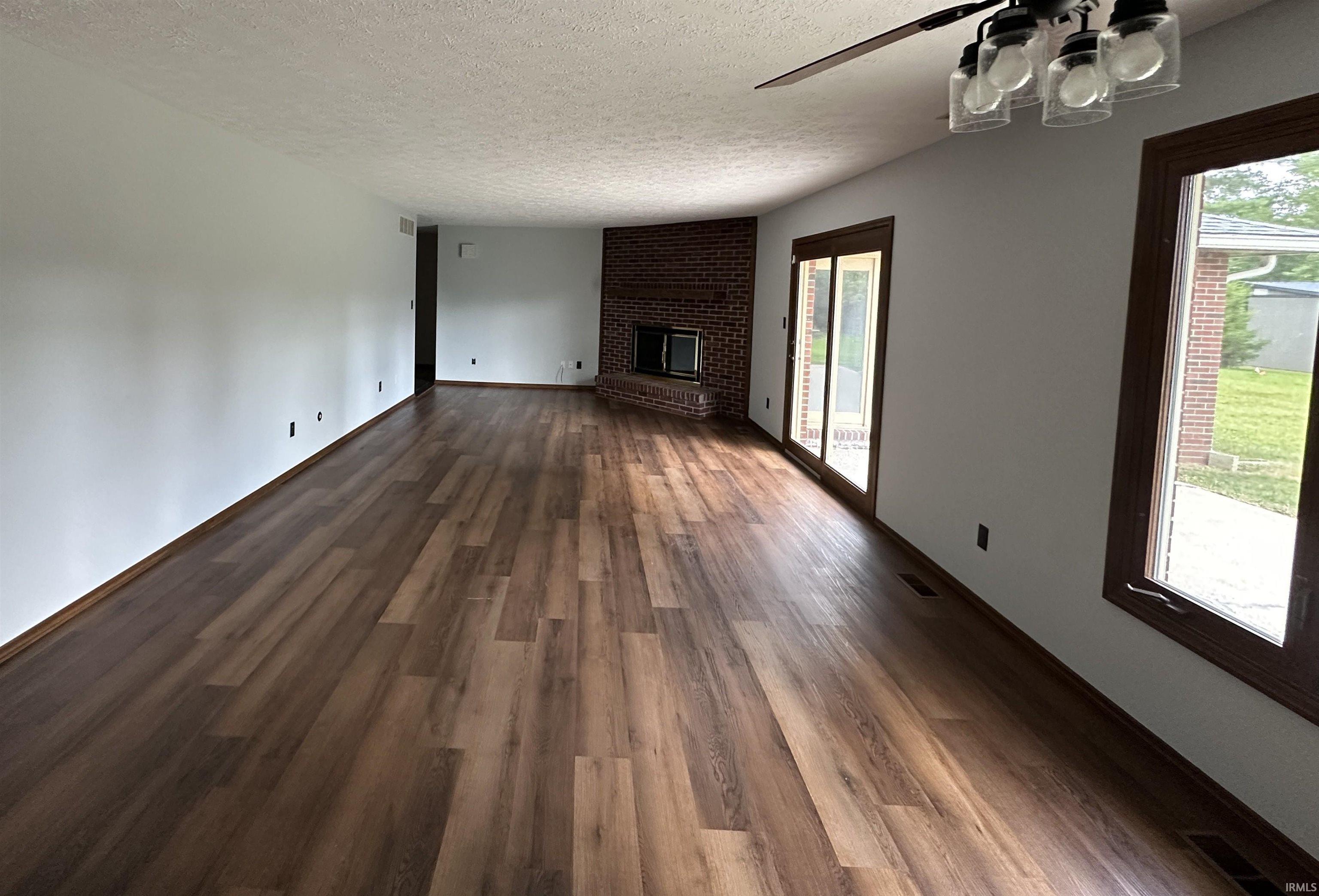 2405 East Rechter Road Bloomington, IN 47401 - Photo 7 of 29