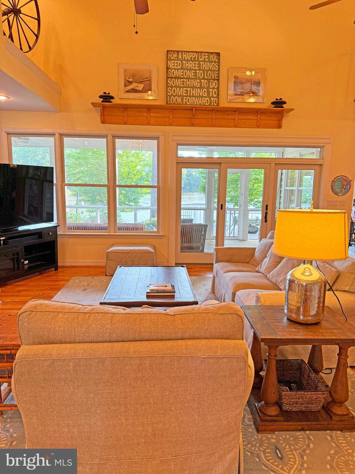 52 Reef Court Montross, VA 22520 - Photo 31 of 76 Family room direct access to deck