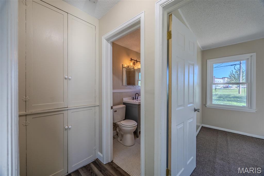 1161 Enfield Drive Lebanon, MO 65536 - Photo 14 of 44