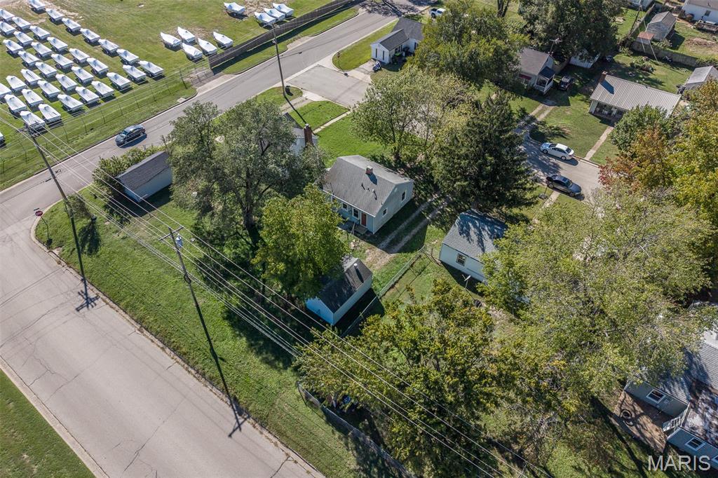 1161 Enfield Drive Lebanon, MO 65536 - Photo 35 of 44