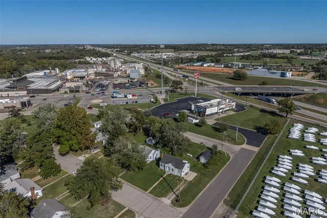 $132,900 | 1161 Enfield Drive, Lebanon, MO 65536