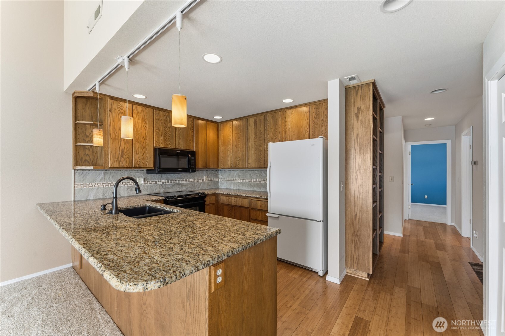 60 South Lakeshore Road, Unit 2L Chelan, WA 98816 - Photo 15 of 34