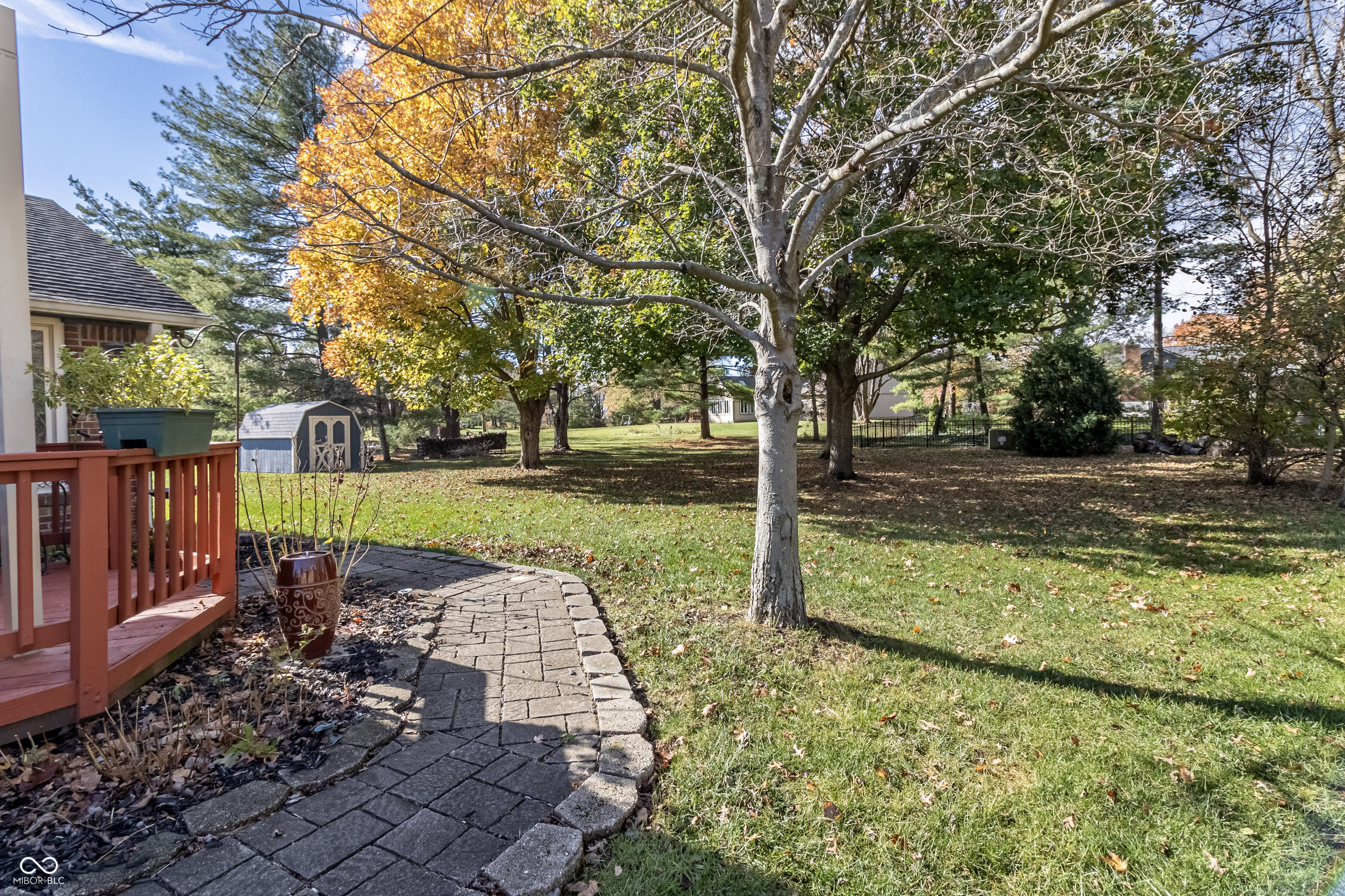 7960 Castle Lake Road Indianapolis, IN 46256 - Photo 34 of 42 Gallery Image 34