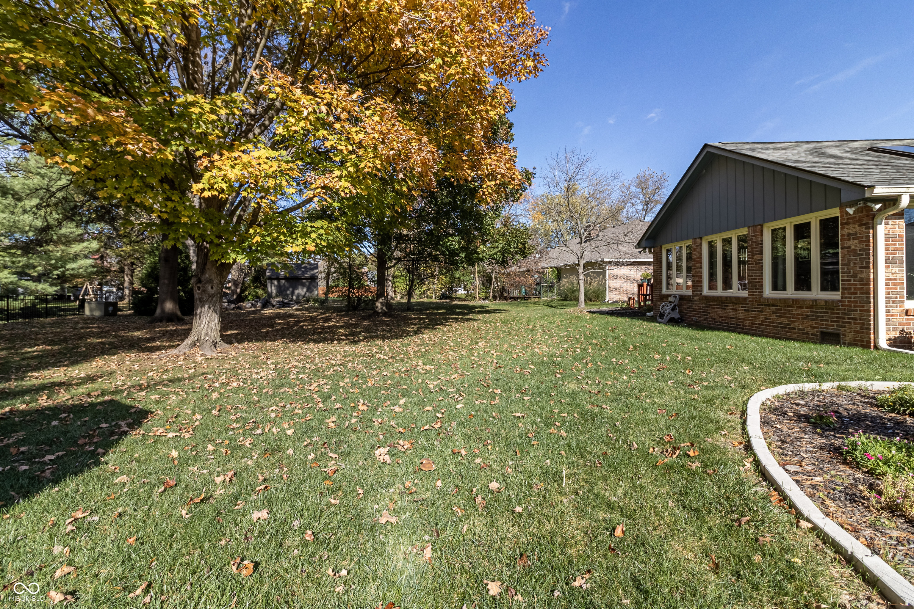 7960 Castle Lake Road Indianapolis, IN 46256 - Photo 38 of 42 Gallery Image 38