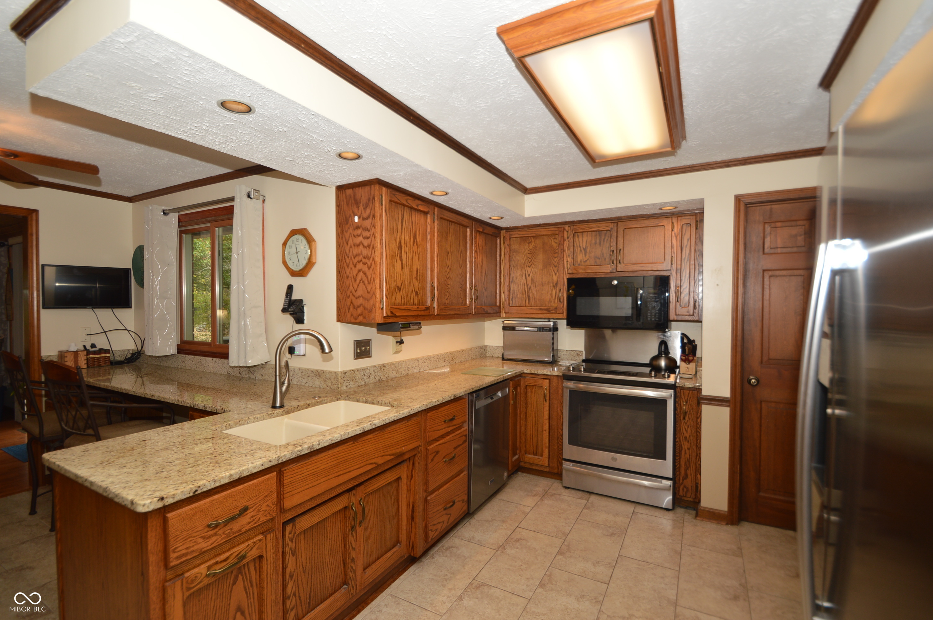7960 Castle Lake Road Indianapolis, IN 46256 - Photo 10 of 42 Gallery Image 10