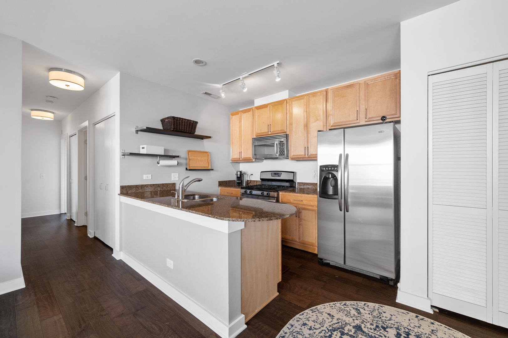 2238 West Maypole Avenue, Unit 303 Chicago, IL 60612 - Photo 7 of 19
