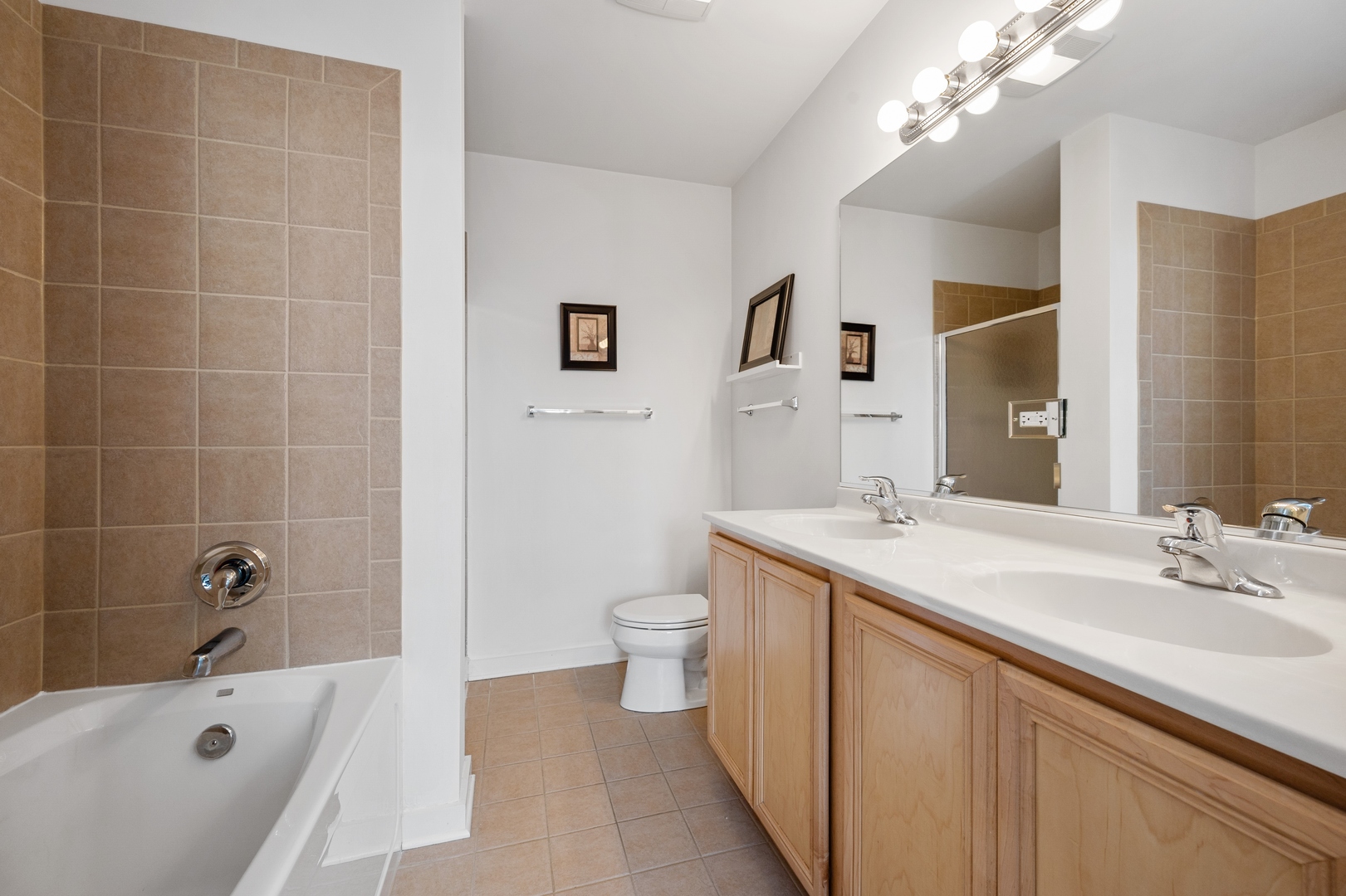 2238 West Maypole Avenue, Unit 303 Chicago, IL 60612 - Photo 10 of 19