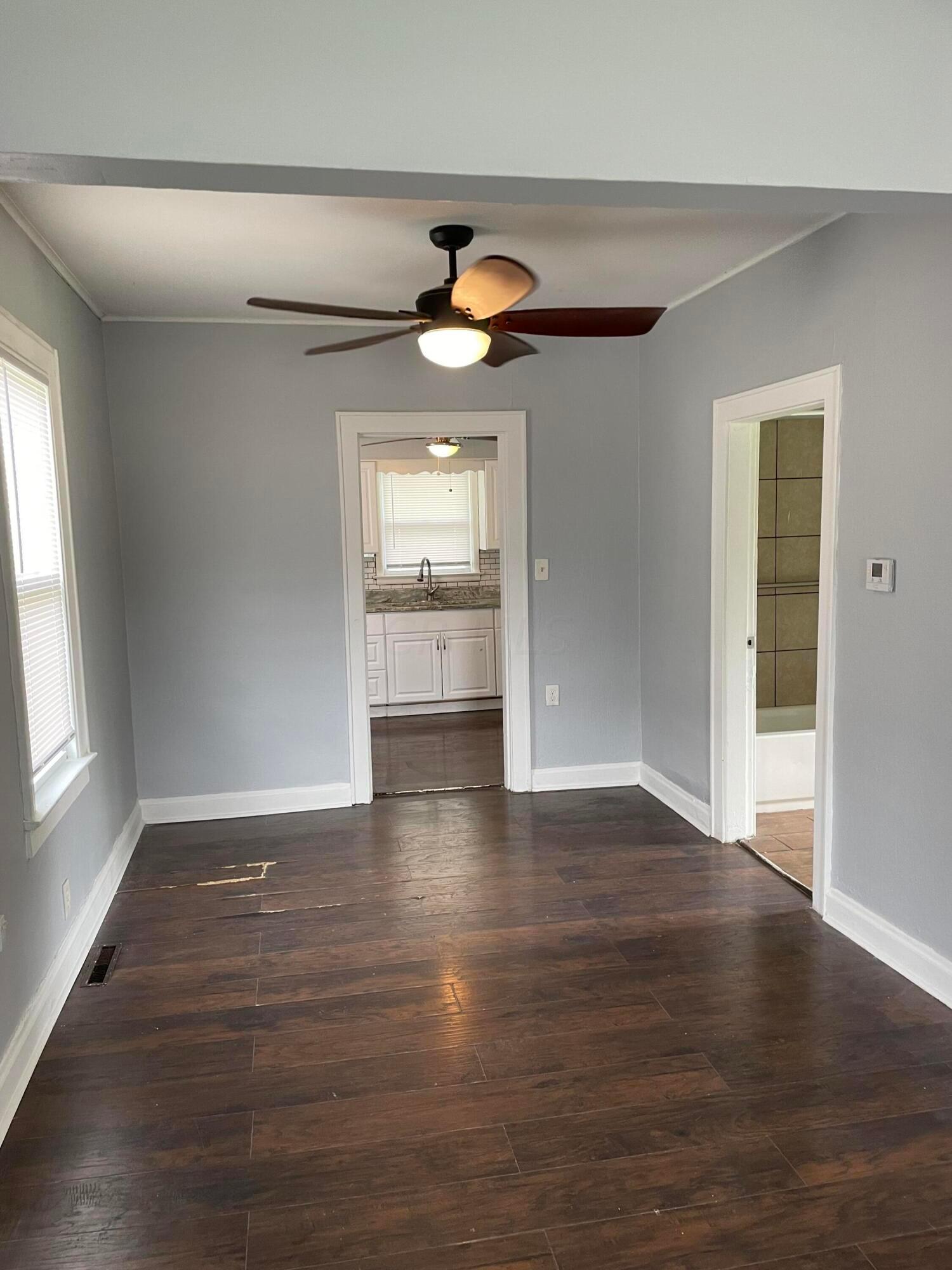 3078 Clime Road Columbus, OH 43223 - Photo 12 of 30 IMG_3207