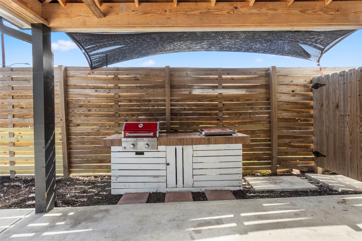 6809 Glass Street, Unit A Houston, TX 77016 - Photo 14 of 20 Barbecue grill for outdoor relaxation