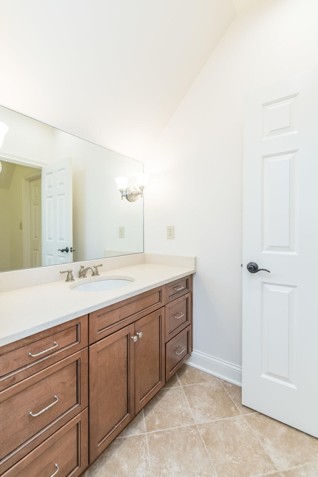 208 Clinton Road Lexington, KY 40502 - Photo 47 of 72 20220712-208-Clinton-Rd-077