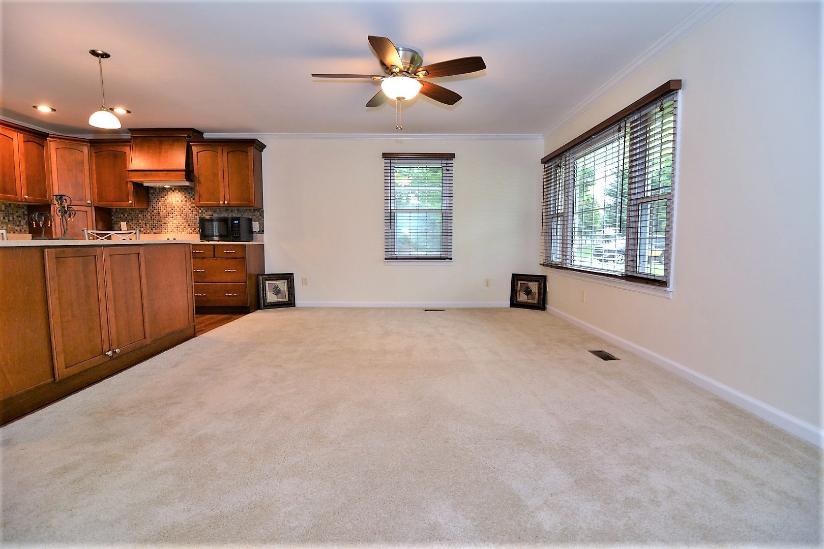 15260 Old State Road Evansville, IN 47725 - Photo 17 of 24 Gallery Image 17