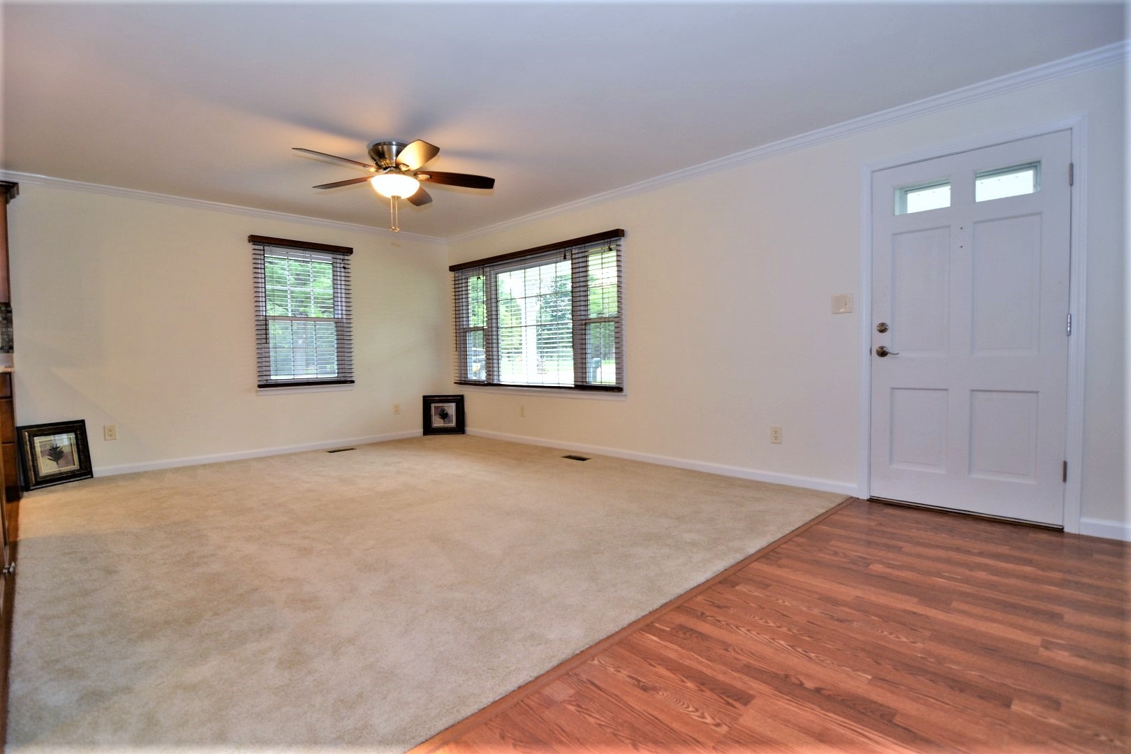 15260 Old State Road Evansville, IN 47725 - Photo 3 of 24 Gallery Image 3