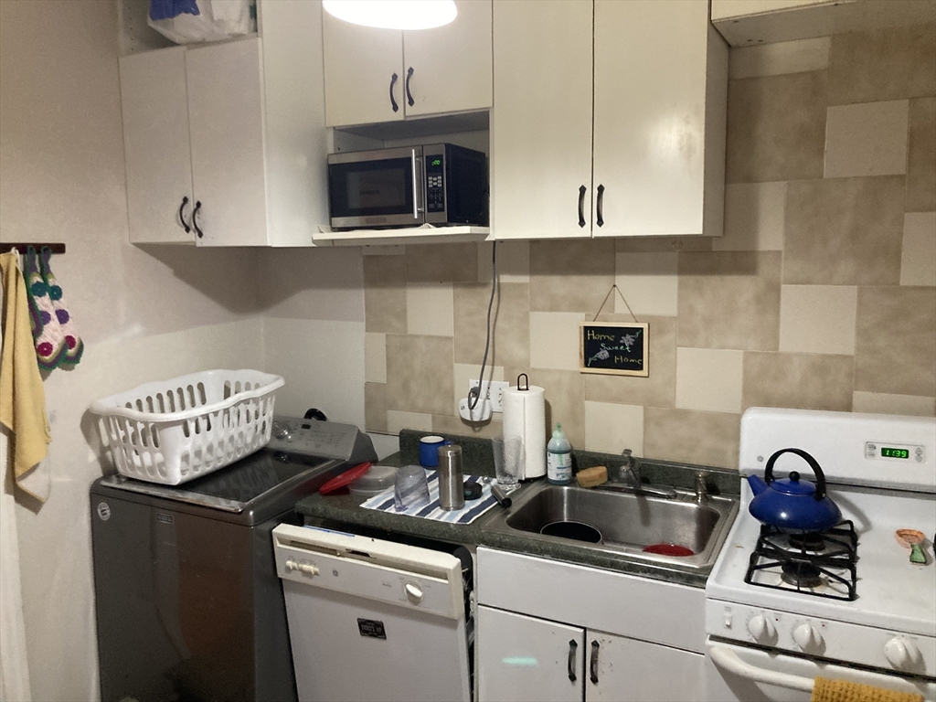 45 Gordon Street, Unit 4 Boston, MA 02134 - Photo 3 of 8
