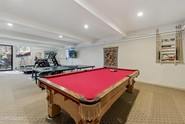 a view of a car park in front of house