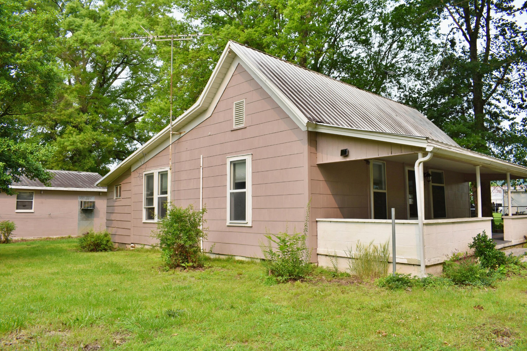 174 East Jackson Avenue Spring City, TN 37381 - Photo 26 of 28 a view of a house with a yard