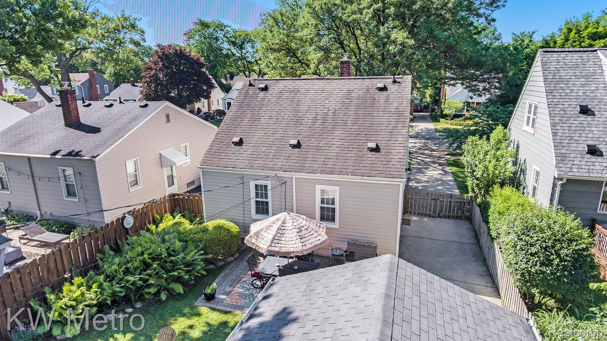 866 Cambridge Road Berkley, MI 48072 - Photo 31 of 36 Gallery Image 31