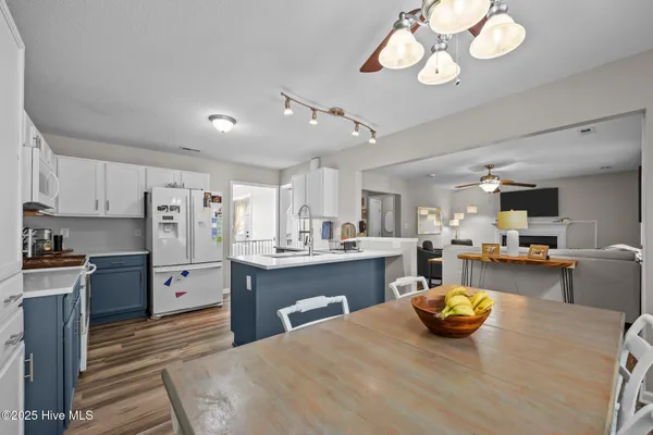$2,200 | 215 Bishop Drive, Jacksonville, NC 28540