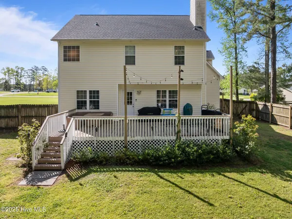 $2,200 | 215 Bishop Drive, Jacksonville, NC 28540