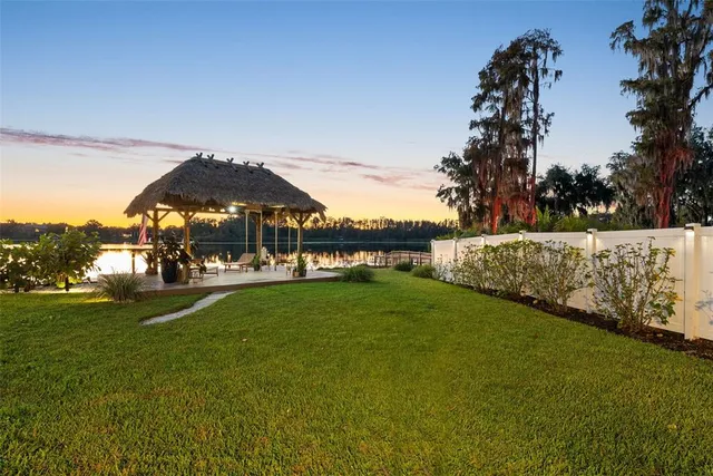 $724,990 | 122 Lake Drive, Tampa, FL 33613