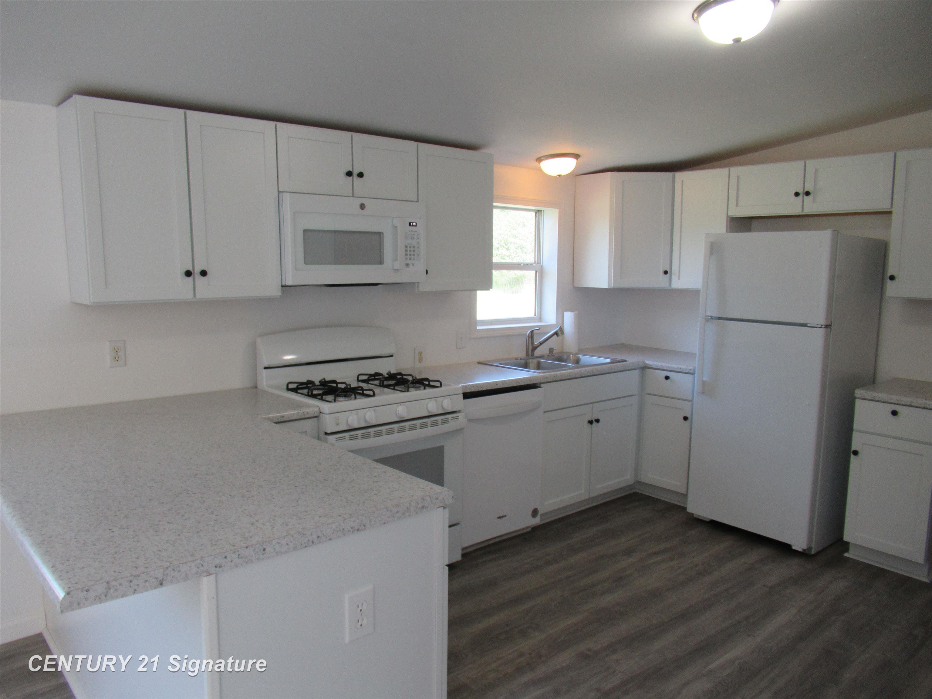 5224 Lobdell Road Mayville, MI 48744 - Photo 5 of 37 Gallery Image 5