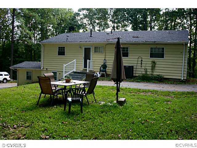 9112 East Patrick Henry Road Ashland, VA 23005 - Photo 11 of 11 Exterior Back