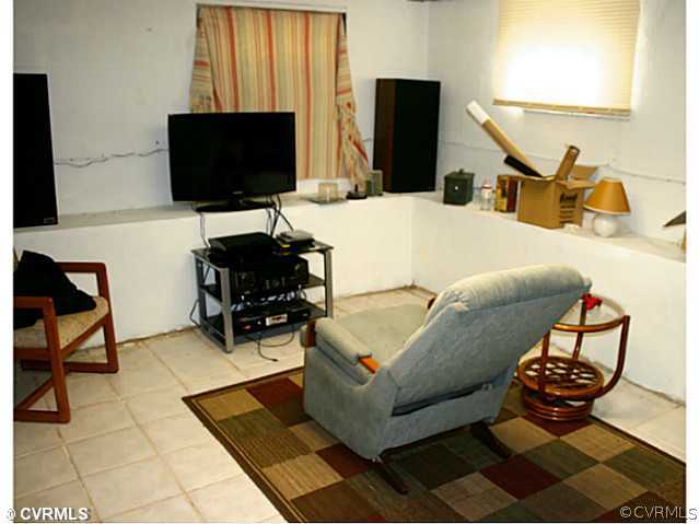 9112 East Patrick Henry Road Ashland, VA 23005 - Photo 10 of 11 Entertainment Room - Entertainment or media room i