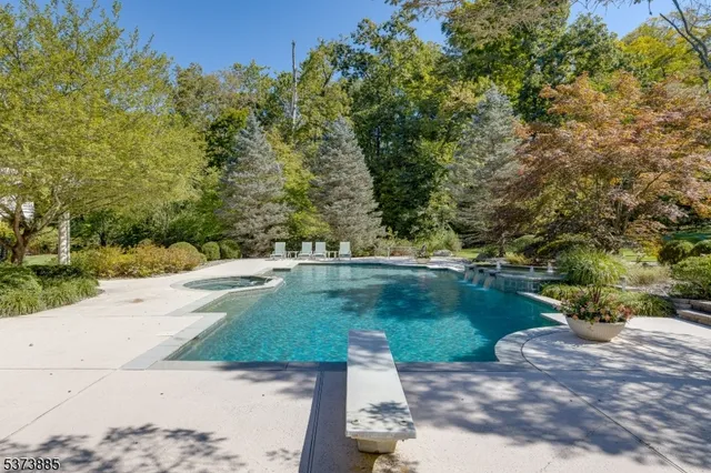 $15,000 | 21 Stoningham Drive, Warren, NJ 07059